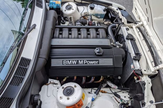BMW S52B32 engine