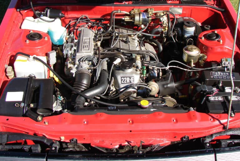 Rebuilt Toyota 22r Engine