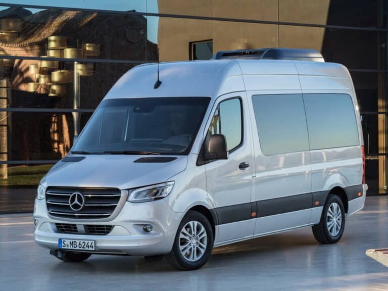 Mercedes-Benz Sprinter Transmission Fluid Capacity | EnginesWork