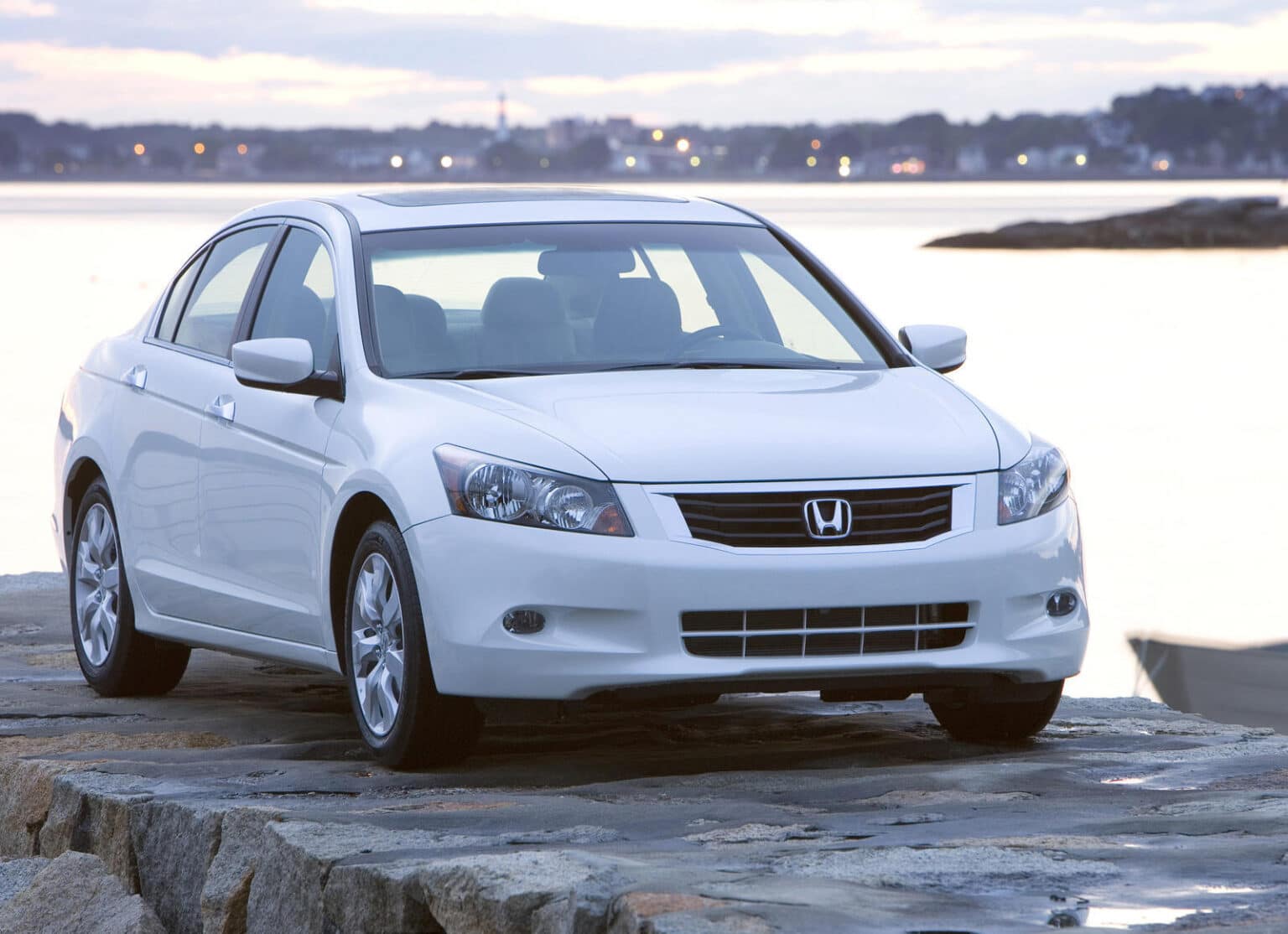 Honda Accord Years to Avoid: Buyer's Guide | EnginesWork